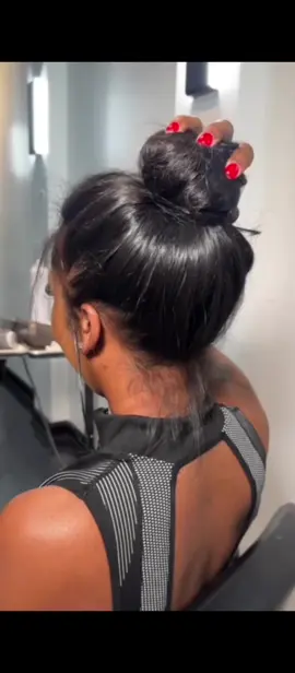 Excelentes posturas de extensiones a domicilio, WhatsApp 829-357-9779. #pelo #trenzas #cabellococido #extensiones #posturard🇩🇴 #postura #santodomingo #lamama #posturadepeloensantodomingo #paratiiiiiii #paratiiiiiiiiiiiiiiiiiiiiiiiiiiiiiii #cabello #adomicilio 