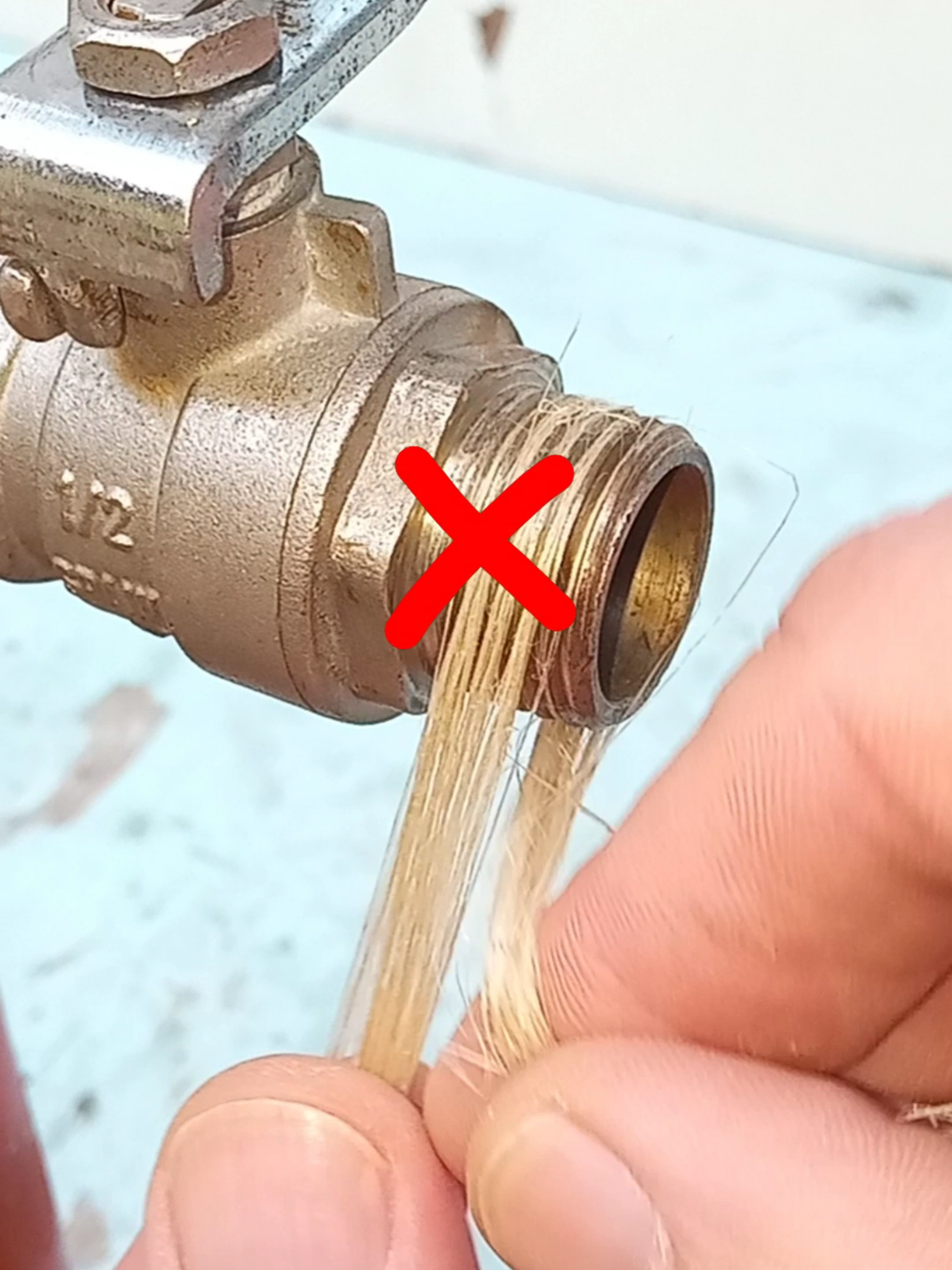 Remember this Tips and Skills from Experienced Plumbers! Only Pro know this technique. DIY plumbing basics. Tips and Tricks from plumbers. Plumbing ideas and projects. Beginner's Guide to Plumbing. Plambing ASMR #howto #plumbing #tips #skills #hacks #tricks #lifehacks