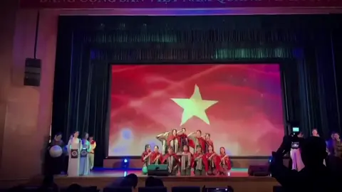 Tự hào quá 🕊️#hanhphuc #tuhao #xuhuong #hanhtrinhlichsu #hpu2 