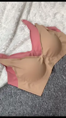 Pake ini berasa kaya ga pake sangking nyamannya 😍 #fyp #beranda #belanjamurah #braimport #braimportpremium #braseamlessviral #braseamless 