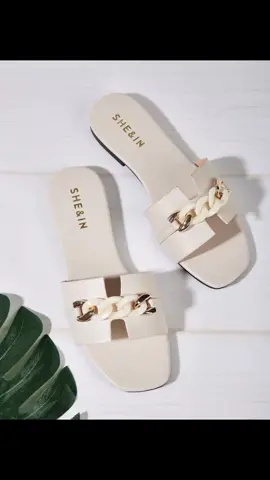 ladies funcy slippers design #slippers #chapaldesgin #slippershoes #ladieschapal #design #girls #shoes #trending #pleasesuport #fyp #like #follow #viralsong #viralvideos #unfrizemyaccount #usa🇺🇸 #whattowatch #@TiktokPakistanOfficial @AJMAL KHAN 
