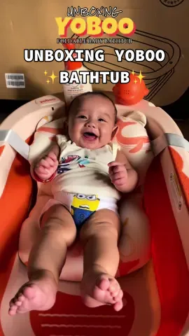 Napaka affordable na space saver pa😍 kaya icheckout nyo na tong Foldable Yoboo Baby Bath mga mima deserve to ni baby!❤️ #yoboobathtub #yobooph #babybathtub #getreadywithyoboo #influencermomsph #baby #newborn #babyessentials #babies #newbornbaby #firsttimemom #MomsofTikTok #fyp #foryou @Yoboo_ph 
