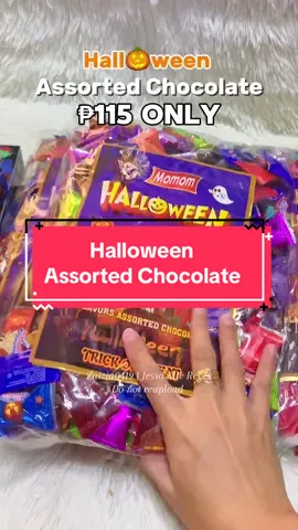 Halloween Assorted Chocolates!! Sobrang sulit napakadami na may free 1box kpa. Magcheck out kna habag naka sale pa 🎃🎃 #halloween #assortedchocolates #halloweencandy #halloweenchocolate #halloweenoffer #chocolate #momomfood 
