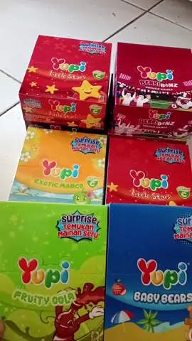 Kenyal kenyal banyak bentuknya#yupi #makanananak #jajanananak #jajanandulu #racuntiktok #cuantanpabatas 