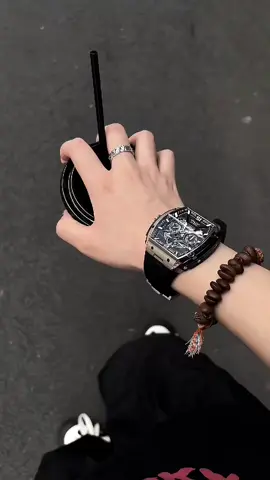 jam tangan mewah anti air di keranjang kuning #jamtangan #jamtanganwanita #jamtanganmewah #jamtanganantiair #jamtanganpria #jamtangancowok 