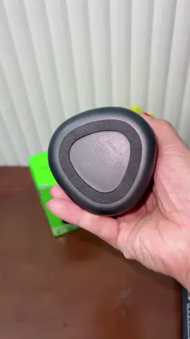 Robot R120 speacker mini #robotr120 #robot #robotspeaker #robotspeakerbluetooth #speakerbluetooth #speakermini #speakerportable #minispeaker #speakerrobot #wibgajian #shopmaster 