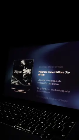Peligrosa - Cris MJ / Floyymenor #floyymenor #crismj #peligrosa #fyp #lyricsvideo #lyrics #applemusic #spanishsongs 