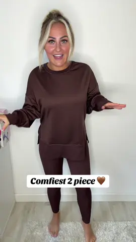 Comfiest 2 piece 🤎 #fyp #tiktokshop #tiktokmademebuyit #viral #mumtok #mumsoftiktok #dontmissout #fashiontok #womensfashion #2pieceset #comfortiskey #bargain #spotlight #halloween2024 #Love #outfitideas #autumn #winter #viral 