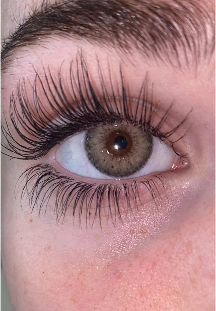 🕷️ #fyp #foryou #foryoupageofficiall #viral #viralvideo #makemefamous #grwm #makemeviral #tutorial #lashestutorial #lashtherapyaustralia #makeup #mascara 