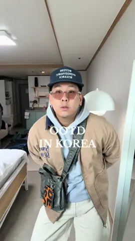 OOTD วันนี้ครับสำหรับอากาศ 10-15 องศา ชิวๆเลยชุดนี้ ❄️☁️ #คลาสแฟชั่น #OOTD #แต่งตัวผู้ชาย #แต่งตัวหน้าหนาว #แฟชั่นผู้ชาย #กระเป๋าผู้ชาย ##grwm#braindead #aimeleondore #whr #porter  
