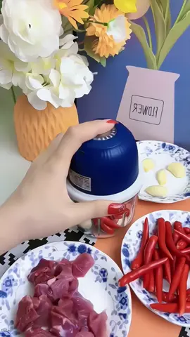 Máy xay mini đa năng tích điện  #mayxay#mayxaydanang#mayxaymini#mayxayminicamtay#giadung#giadungtienich#giadungthongminh