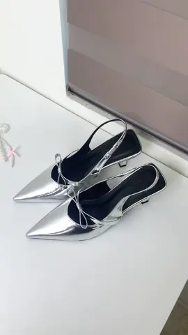 Màu bạc sang xỉuu #giaydepnu #giaymaubac #giaymuinhon #giaycaogot #depcaogot 