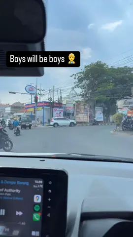 👷‍♂️#boyswillbeboys #fyp #fypシ #
