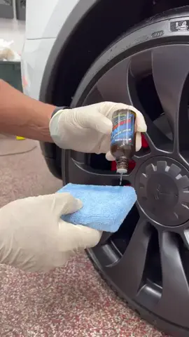 Wheel Armor Nano and Wheel Armor Nano Extreme in action!  Protect your wheels, keep your wheels from fading, fight brake dust, make cleaning your wheels much easier and faster!  One bottle does multiple vehicles! Used by over 1000 detailers around the country! 🤝 🇺🇸 Made in the USA 🇺🇸 Premium Professional detailing products when only the best will do,  you won’t find products like this at an auto parts store! 😎 https://dura-coating.com/collections/ceramic-coatings/products/wheel-armor-nano-coating #wheelcleaner #wheelwednesday #wheel #forgedwheels #americanforcewheels #americanforce #weldwheels #detailersofinstagram #detailers #fordtrucks #chevytrucks #dodgetrucks #harleydavidson #motorcycles #fordtrucks #detailings #detailersworld #detailers #paintcorrectionspecialists #paintcorrection #detailerslife #detailingcars #cars #trucks #suv #carsofinstagram #trucksofinstagram #wheelwednesday #wheels #naplesfl #fortmyers #collier 