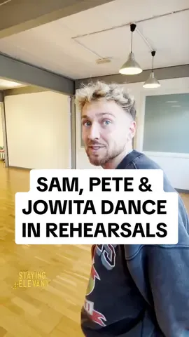 It’s not hard Pete, come on… 🙄🥶👀 Go out there and smash it tonight Twinkle Toes, you’ve got this 🎉🕺 BIG NIGHT!! Who’s ready?? #stayingrelevant #podcast #samandpete #strictlycomedancing #behindthescenes #dancer @Samthompsonuk 