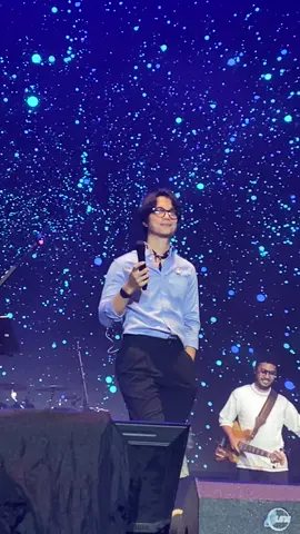 Mas diktaaaa😭  #dikta #diktawicaksono #mastata #konsermusik #viralvideo #fypシ゚viral #fyp 