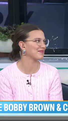 she looks so cuteee || #fyp #famvmills #freevideo #freevideosmilliebobbybrown #fancam #fancammilliebobybrow #rare #raremilliebobbybrownvideos #mbbrares #milliebobbybrown #mbb #foryou #fanpage #viral 