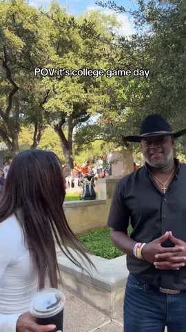 Hook ‘em horns!!!!! 🤘🏽 #vinceyoung #collegegameday #vinceyoung #fyp 