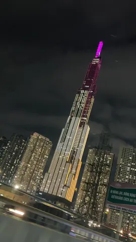 Sg đẹp nhất về đim... #fyp #chill #saigon #landmark81 
