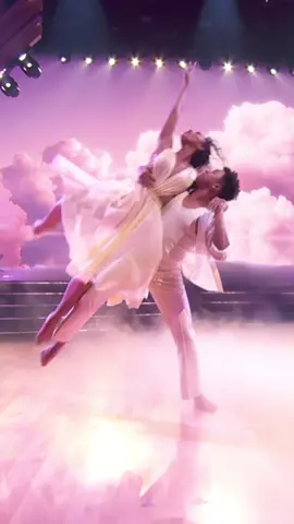 🎶 Dance, I hope you dance 🎶 Stunning contemporary dedicated to @chandlerlkinney 's mom 🥺#DedicationNight #DWTS