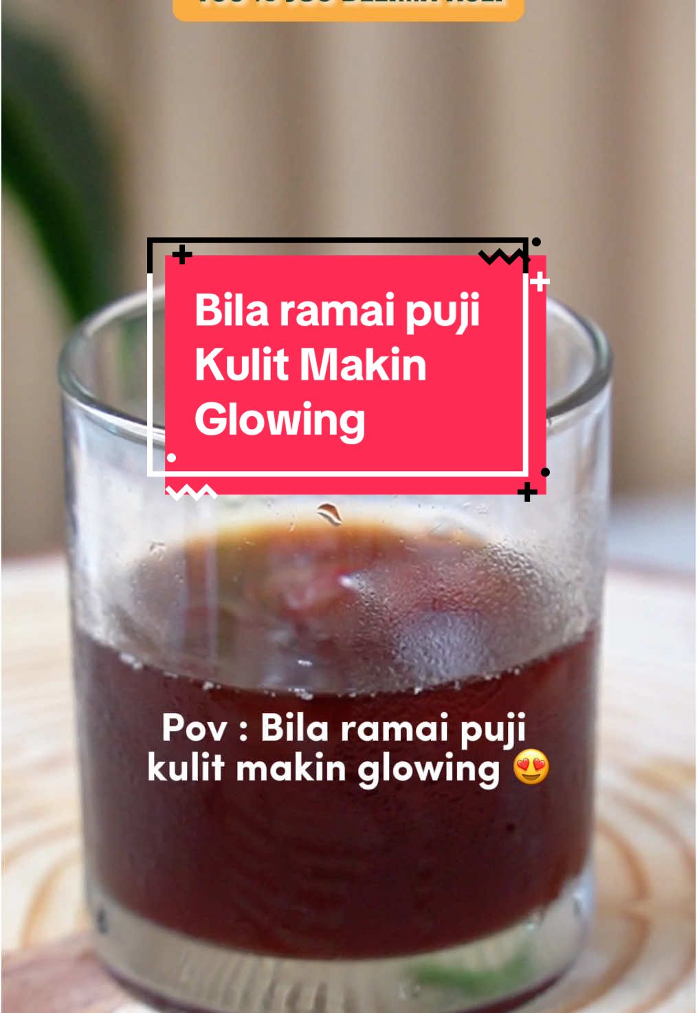 Glowing semulajadi dengan Jus Delima Asli. Sukanya hati bila kulit dah makin glowing 😍 Jus Delima Asli yang kaya dengan sumber Vitamin C memberi manfaat untuk kulit & si peminumnya 🥰 Dapatkan promosi di bag kuning sekarang! #tipkulitcantik  #tipskulitgebu  #kulitcantik  #jusuntukkulitglowing  #glowingskin  #cantikkankulit  #jusdelima  #jusdelimasihatet