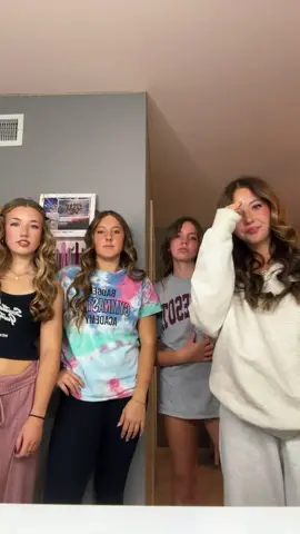 sexy af 🖤🖤@Gretchen Jones @jaelynn @grace8wparker 