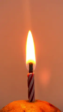 For a special day #happybirthday #cumpleaños #felizcumpleaños #birthday #Love #candle #cumpleañosfeliz #cupcake #cake #celebration #imissyou #fire #iphone16pro 