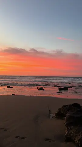 Sunsets heal what others can’t 🌅💕.                                                 #sunset #thalassophile🌊❤✨ #fyp #morocco🇲🇦 #sea #beach #therapy #sunsetvibes #sunsetlover #rabat #opacarophile 