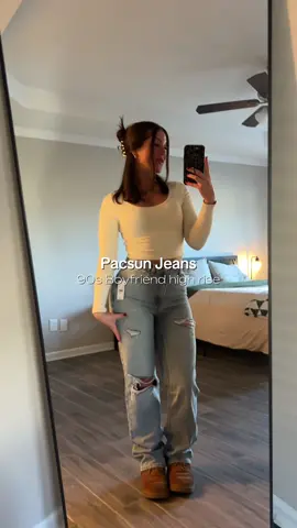 Im truly in love with these jeans! They also have so many other styles too if you’re not into these🤎 #pacsunjeans #pacsun #falldealsforyou #falloutfits 