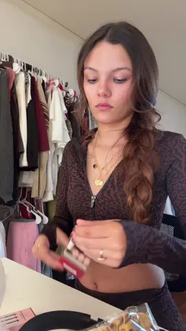 ❤️ #cigarettelipstick #mattelipstick #longlastinglipstick 