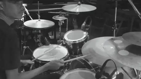 #kỷ niệm xưa #ពិរោះណាស់ #បុណ្យកឋិនទាន🇰🇭 #kathinakhmer #សុំបេះដូងម្នាក់មួយផង #thachbach #tym❤️ #travinh84❤ #xuhuong 