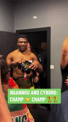 #FrancisNgannou and #CrisCyborg celebrated backstage after their big #PFLSuperFights title wins 🏆🏆 (via @PFL MMA) #MMA #champion #combatsports #PFL 