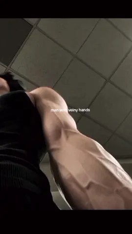 #veins #veinyhands #armveins #biceps #bicepsworkout #gymrat #hands #masculine #gymboy #attractive #foryou #foryoupage #fyp 
