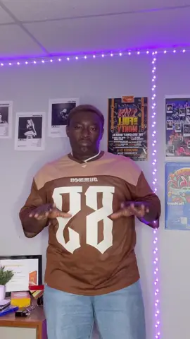 Dc @Eldonjcl Obsessed  #fyp #xyzbcafypシ #fypシ゚ #truthesings #viral #fypage #viral #xyzabc #fyppppppppppppppppppppppp #drafts #fypシ #thotshit #idontgiveaf #dance #tiktokdance #dancechallenge 