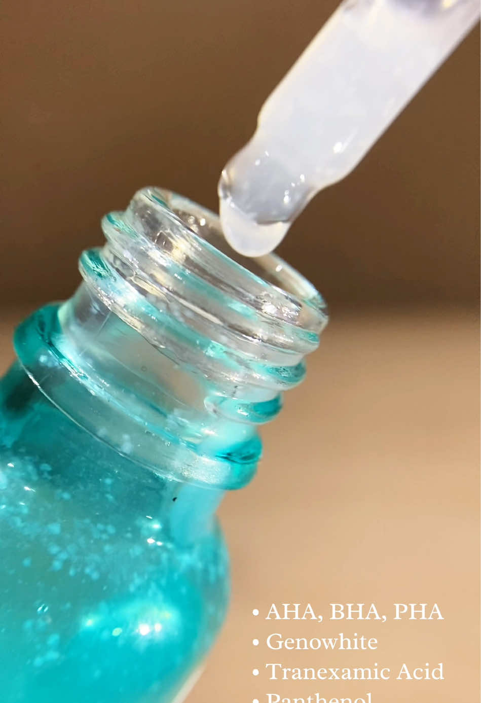 Udah ga perlu ragu lagi pake Hanasui Advance Exfoliatin Serum💖 @Hanasui Official #hanasui #hanasuiskincare #serumexfoliasi #skincareroutine #review #fyp 