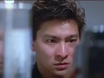 Hong Kong Classic Movie 🎥🎬 𝘿𝙧𝙖𝙜𝙤𝙣 𝙄𝙣 𝙅𝙖𝙞𝙡 (1990) (*・ω・*)b♪ 💕💕💕 #dragoninjail #劉德華 #華仔 #刘德华 #AndyLau #WahZai #LauTakWah #LiuDeHua #HelloHongkong #andyworldclub #nostalgia #hongkongfilm #nostalgic #kenangan #young #masamuda #1990s #happymemories #memories #Hongkong #andysun #hongkongmovie 