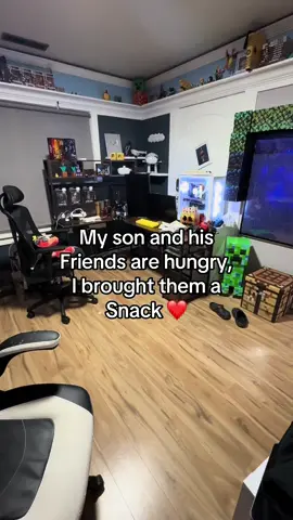 I drove my son and his friends home ❤️