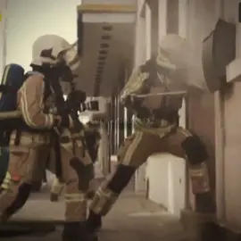 #ondervuur #ondervuuredit #edit #feuerwehr #firefighter #firefighteredit #firefighteredits #feuerwehredit #feuerwehredits👑 #feuerwehredits #feuerwehredits_ #feuerwehredits4k #fire #foryoupage #foryou #fyp #fy #fürdich #viral 