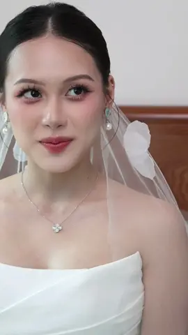 Cô dâu yêu cầu búi tóc mượt thiệt mượt 👰🏻‍♀️🤍