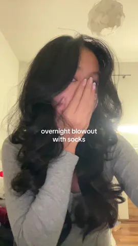 overnight blowout with socks! #fy #overnight #blowout #blowoututorial #hair #hairstyle #viraltiktok 