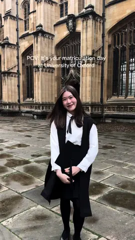 Officially become an Oxford student 📖🤓 #matriculation #universityofoxford #sheldoniantheatre #subfusc #oxfordstudent #uniform #เรียนต่อโท #mba #pov #moments #memories 