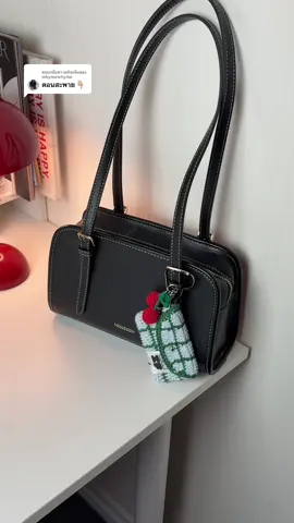 ตอบกลับ @whymewhyme กระเป๋าสะพายทรงสีเหลี่ยม🍒 น้องขนาดกระทัดรัด แต่ยังใส่ของจำเป็นได้ครบบ วัสดุแข็งแรงดีเลยย #รีวิวกระเป๋า  #กระเป๋าสะพายไหล่ #กระเป๋าหนัง #กระเป๋าmossdoom #กระเป๋าทรงกล่อง 