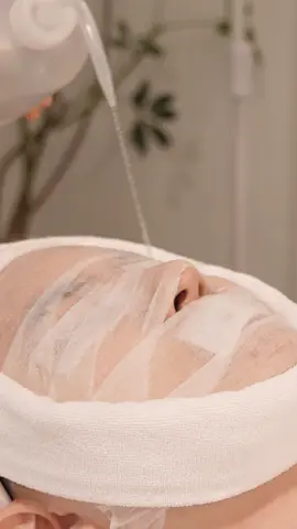 Chúc chị em ngày lễ 20/10 luôn xinh đẹp và hạnh phúc 🥰#spa #facial #chamsocda #xuhuong #hoanhungspa #chamdakhoahoc 