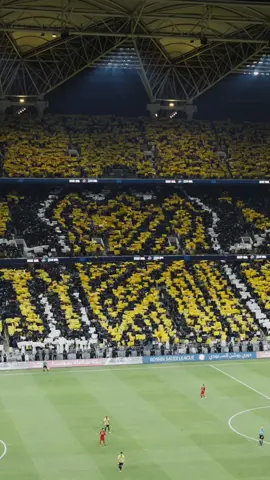 المدرج الأول 🤩 إبداع يتجدد، ووفـاء لا ينتهي 💛🖤 #الاتحاد_القادسية - The iconic stands 🤩 Always creative, always loyal 💛🖤 #Alittihad_AlQadisiyah