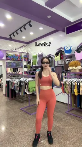 Outfit look ✨ #gymoutfit #OOTD #sportswear #mandalay #gymoutfitideas #workout #tiktokmyanmar #grwm #fyp #urbanneon #Fitness #Nia_Active💛