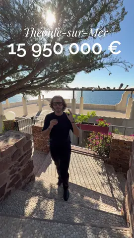 THÉOULE-SUR-MER - EXCEPTIONNEL PIEDS DANS L’EAU - ACCES CRIQUE PRIVATIVE 15 950 000 € Contact : z.maille@barnes-international.com #luxe #realestate #dream #villa #immobilier #design 