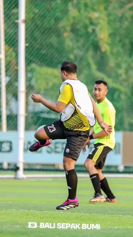 Trofeo Mini Soccer 🏆 #minisoccer #trofeo #bali #football #fyp #fypシ # 📍 Bali Sepak Bumi Mini Soccer 👟 Adidas Predator Accuracy
