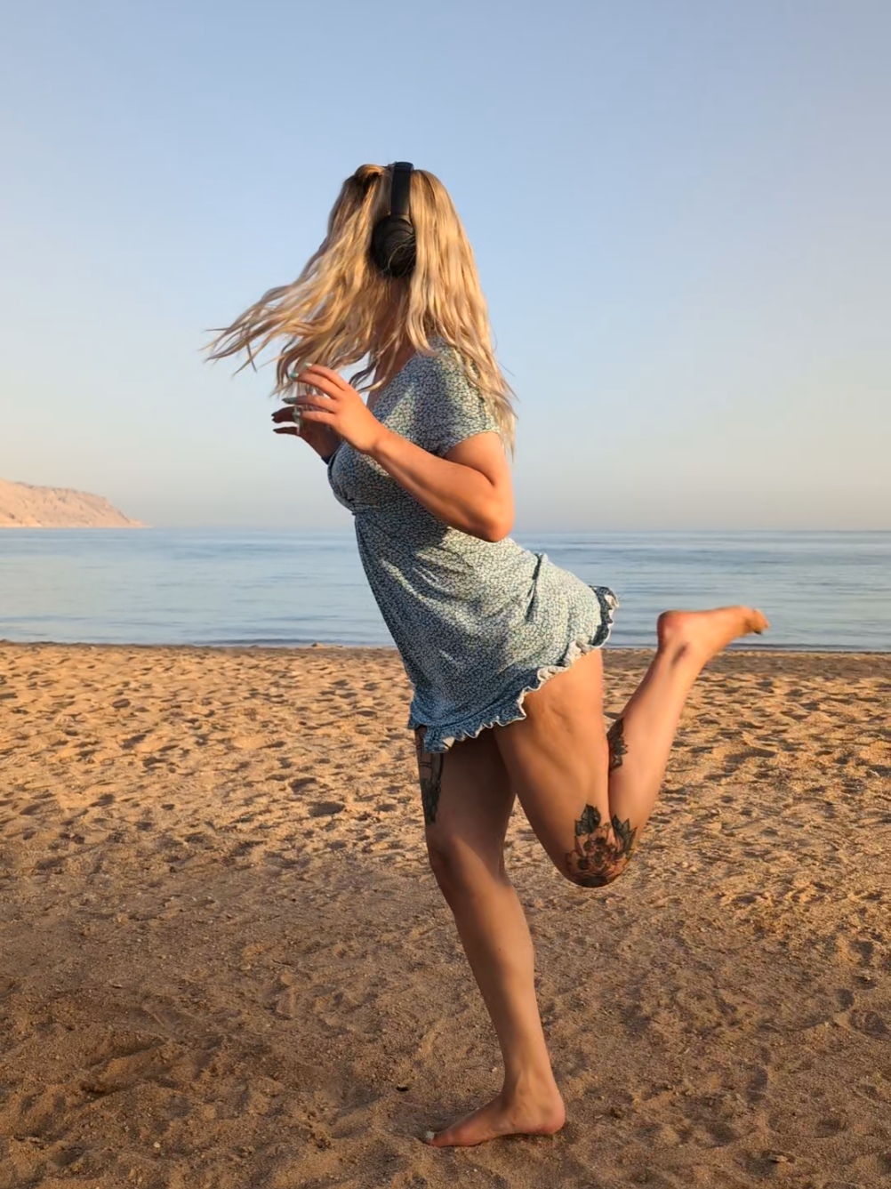 hello 😊👋 #shuffle #dance #shuffledance 