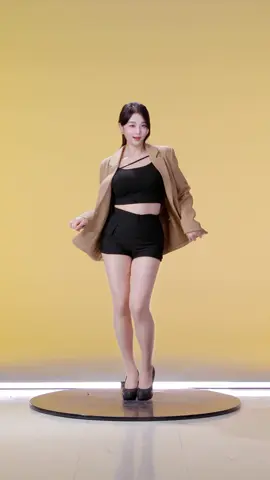 하트 쏘고 삐끼삐끼 추면 별풍선 몇개 쏴줄 거양?🥹💛 #dancechallenge #fyp #trending 