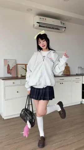 Cưng xỉuuuu 🫠🫠💯 #fyp #outerity #hoodie #2027 #outfit #viral 
